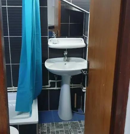 Center 3 Apartment *